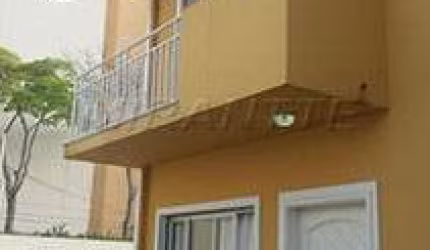Cond. fechado de 80m² com 3 quartos em Cachoeirinha