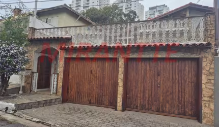 Sobrado de 80m² com 3 quartos em Conjunto Residencial Santa Terezinha