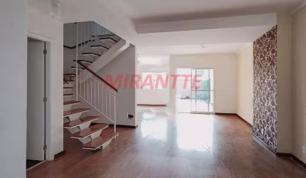 Cond. fechado de 203m² com 3 quartos em Vila Albertina