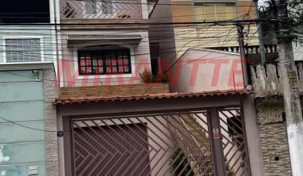 Sobrado de 172m² com 3 quartos em Chora Menino