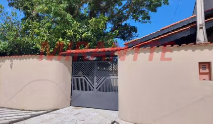 Casa terrea de 300.32m² em Chácaras