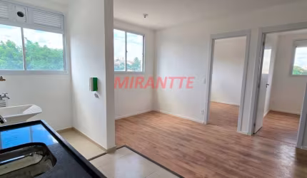 Apartamento de 38m² com 2 quartos em Vila Celeste