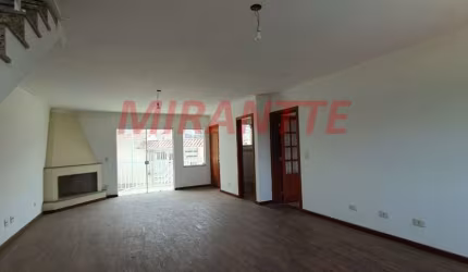 Sobrado de 247m² com 3 quartos em Vila Irmaos Arnoni