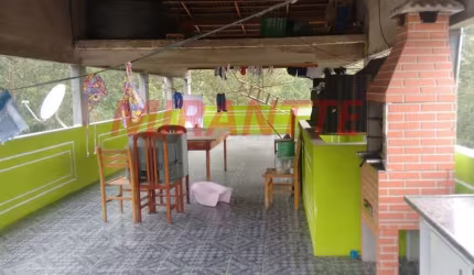 Sobrado de 120m² com 3 quartos em Vila União
