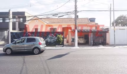 Casa terrea de 140m² com 4 quartos em Água Fria