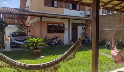 Casa de 3 dormitórios à venda no Campeche