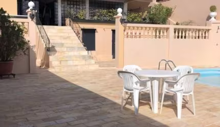 Casa à venda em Centro com 600 m², 3 quartos, 1 su
