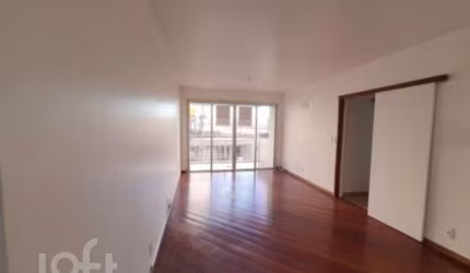 Apartamento à venda em Agronômica com 101 m², 3 qu