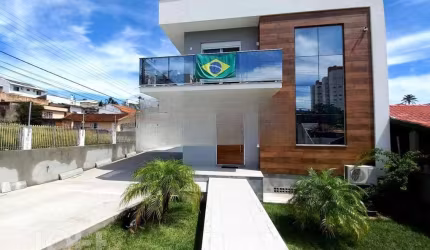 Casa à venda em Jardim Atlântico com 317 m², 4 qua