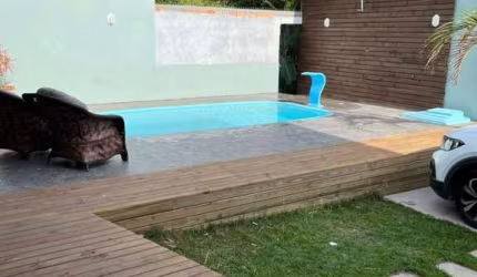 Casa à venda em Rio tavares central com 180 m², 4