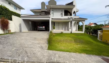 Casa à venda em Santo Antônio de Lisboa com 295 m²