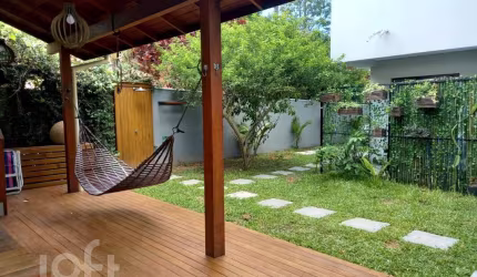 Casa à venda em Rio tavares central com 442 m², 10