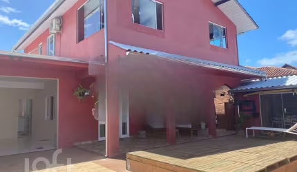 Casa à venda em Campeche Sul com 180 m², 3 quartos