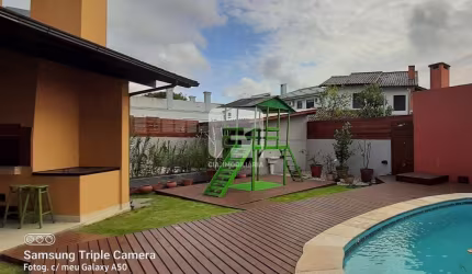 Casa de 267 m² no bairro Córrego Grande