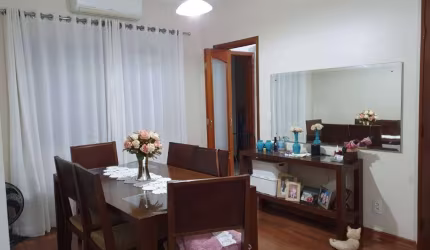 Imóvel com 2 casas no Centro de Artur Nogueira - SP