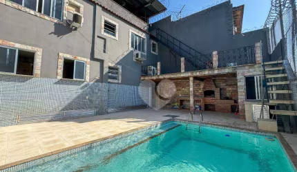Casa Triplex a venda, São Francisco Xavier, 4 Quartos sendo 1 Suíte, 131 m², R$ 700.000