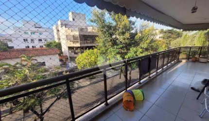 Apartamento com 3 quartos, 1 suíte à venda, 121 m² por R$ 750.000 - Recreio dos Bandeirantes