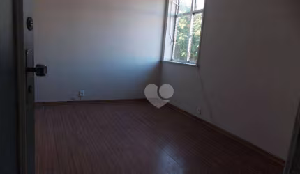 Apartamento com 2 dormitórios para alugar, 46 m² por R$ 1.565,01/mês - Grajaú - Rio de Janeiro/RJ