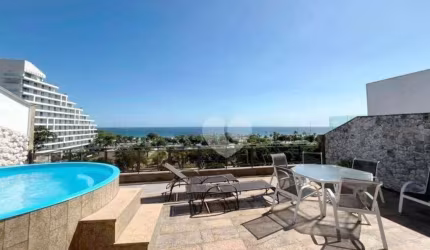 Jardim Oceânico,  Cobertura Duplex reformada Frontal Mar, colado no Posto 3 e Praça do Ó. Barra da Tijuca/RJ.