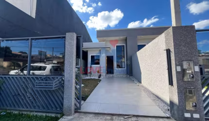 Casa à venda no bairro Santa Terezinha - Fazenda Rio Grande/PR