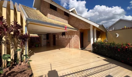Sobrado para Venda em Maringá, Jardim Cidade Monções, 4 dormitórios, 1 suíte, 5 banheiros, 4 vagas