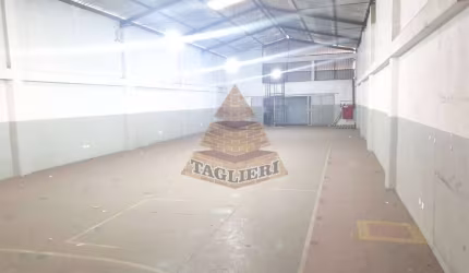 Prédio Com 2000m2 e estacionamento 700m2 Tatuapé 300mts metrô carrão
