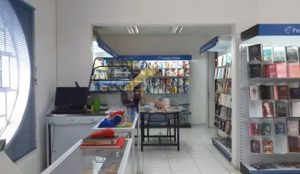 Casa comercial à venda, Centro/Cambuí - Campinas, com 7 salas, 6 banheiros e vaga para 7 veículos.