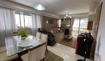 Apartamento de 4 dorms no bairro Campinas