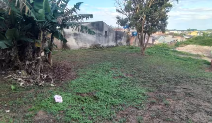 Terreno de 363.5m² no bairro Tapera da Base