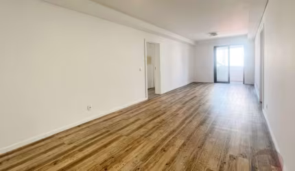 Apartamento de 3 dorms no bairro Centro