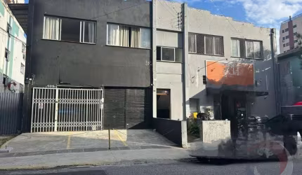 Terreno de 700m² no bairro Balneário