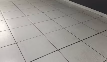 Box Garagem de 29.95m² no bairro Centro