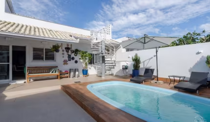 Casa com 3 quartos sendo 1 suíte no Estreito
