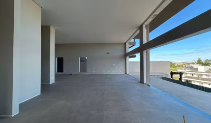 Casa Residencial de 260m² com 4 Quartos nos Ingleses
