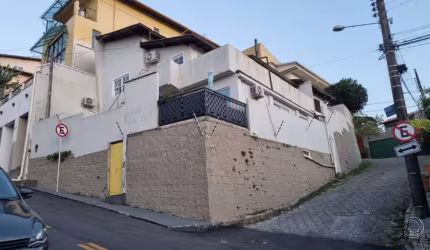 Terreno de 297m² no Centro