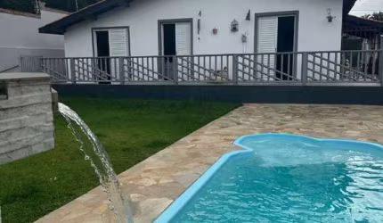 Casa com 3 quartos à venda na Rua Área de Recreio, 101, Vila Helena, Atibaia, 195 m2 por R$ 1.600.000