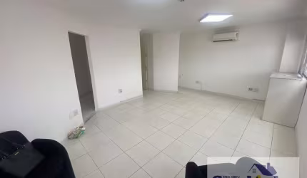 Locação de Sala Comercial 30m² na Barra Funda - SP