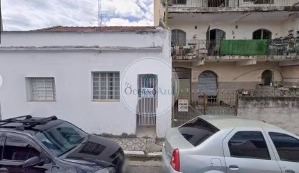 Casa em Vila Resende  -  Caçapava -  Casa a venda no centro de - Caçapava/SP  Excelente imóvel para comércio no centro de Caçapava - 3 dormitórios - sala; - cozinha; - Banheiro  - Quintal espaçoso com