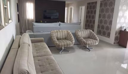 APARTAMENTO DE 131M², 3 QUARTOS E 3 VAGAS DE GARAGEM NO ELOY CHAVES!!
