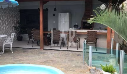 Casa à venda, 4 quartos, 2 suítes, 4 vagas, Santa Amélia - Belo Horizonte/MG