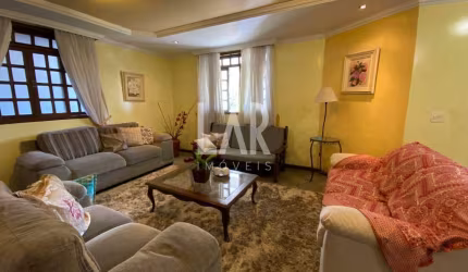 Casa à venda, 4 quartos, 2 suítes, 5 vagas, Castelo - Belo Horizonte/MG