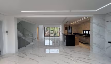 Casa à venda, 4 quartos, 4 suítes, 5 vagas, Teixeiras - Juiz de Fora/MG
