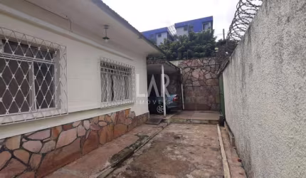 Casa à venda, 3 quartos, 1 suíte, 2 vagas, Nova Suiça - Belo Horizonte/MG
