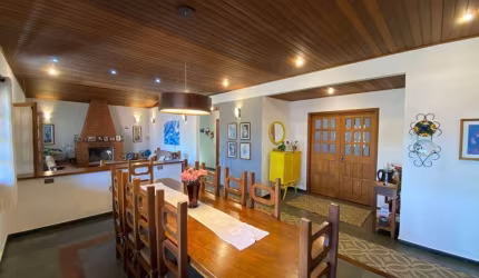 Casa com 4 Quartos, 309 m² - venda por R$ 1.200.000 ou aluguel por R$ 9.018/mês - Chácara Represinha - Cotia/SP