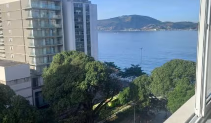 Lindo apartamento no Ingá com vista mar