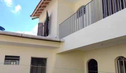 Taboão da Serra, Casa no Jardim Maria Rosa!