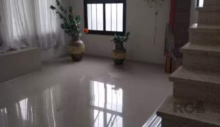 Cobertura com 3 quartos à venda na Rua Octávio de Souza, 481, Teresópolis, Porto Alegre por R$ 490.000
