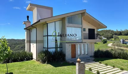 LINDA CASA COM À VENDA, em condomínio fechado em Rancho Queimado/SC
