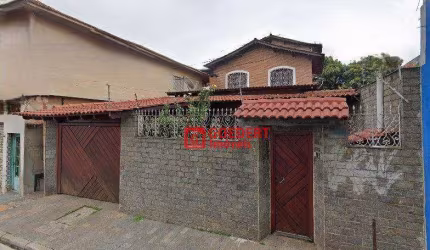 Sobrado com 3 dormitórios para alugar, 372 m² por R$ 3.656/mês - Cumbica - Guarulhos/SP