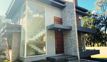 Casa com 3 quartos à venda na Cerejeira, 200, Carniel, Gramado, 350 m2 por R$ 3.753.000